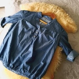 💥GUESS V-Neck Smocked Denim Effect Blouse Size Small